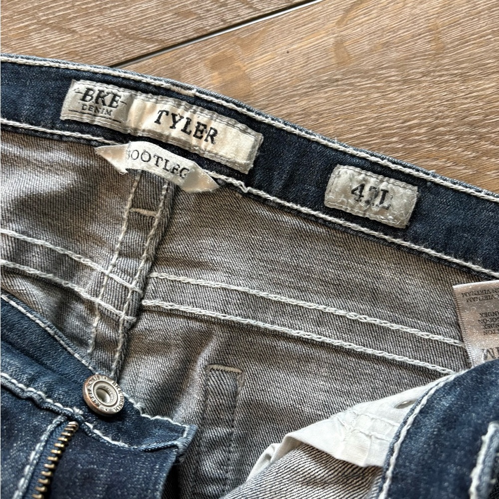 Men's BKE Jeans 42L - Picture 2 of 3